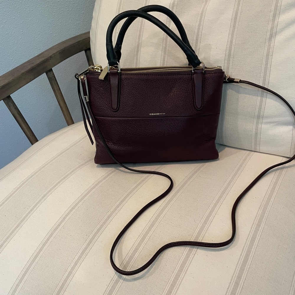 Coach Crossbody Oxblood/Black